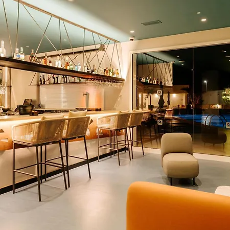 001 Higos Boutique Singular
