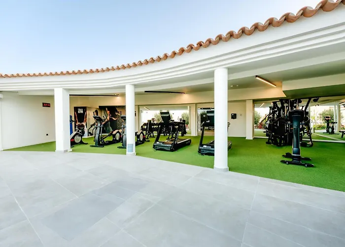Apart Otel R2 Higos 4*